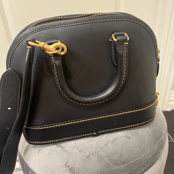 Coach Revel Bag dome‑shaped satchel made from buttery glovetanned leather - Picture 6 of 12